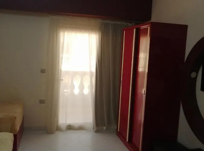 Apartmanhotel Nour Plaza النور بلازا Gurdaka