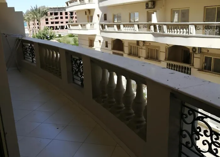 Nour Plaza النور بلازا Gurdaka