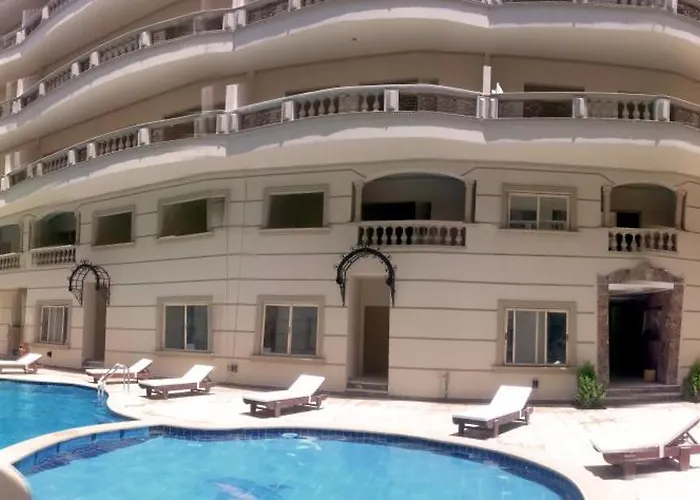 Apartmanhotel Nour Plaza النور بلازا Gurdaka