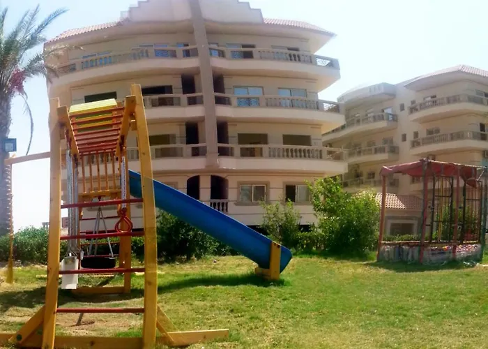 Nour Plaza النور بلازا 3*