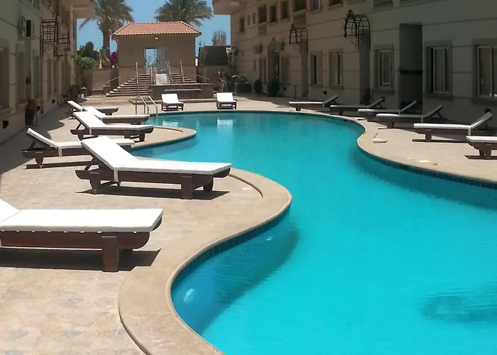 Apartmanhotel Nour Plaza النور بلازا Gurdaka