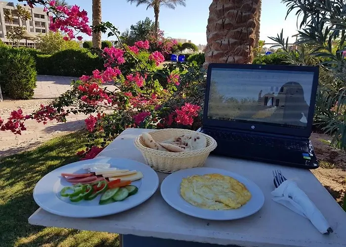 Nour Plaza النور بلازا Gurdaka